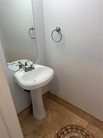1552 NW 135th Avenue Pembroke Pines FL 33028