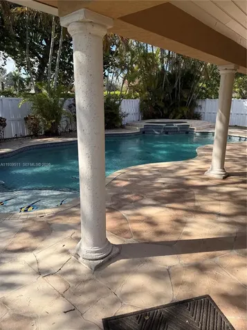 1552 NW 135th Avenue Pembroke Pines FL 33028