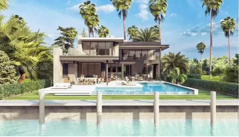 1049 S Southlake Drive Hollywood FL 33019