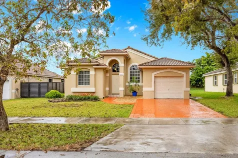 18322 SW 94th Court Palmetto Bay FL 33157