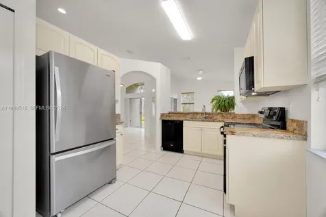 18322 SW 94th Court Palmetto Bay FL 33157