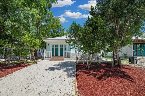 68 Coral Way Key Largo FL 33037