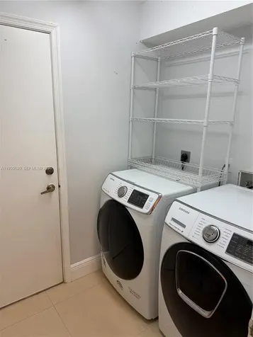 1552 NW 135th Avenue Pembroke Pines FL 33028