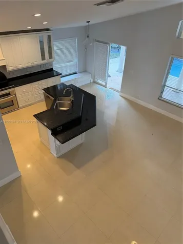 1552 NW 135th Avenue Pembroke Pines FL 33028