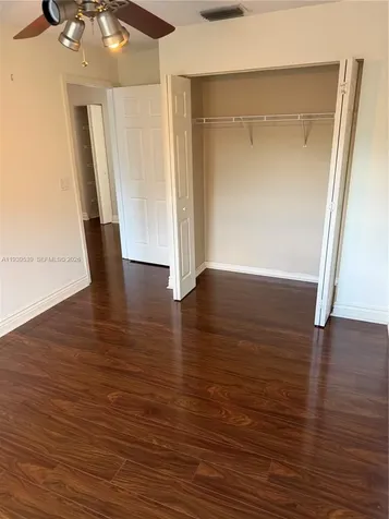 1552 NW 135th Avenue Pembroke Pines FL 33028