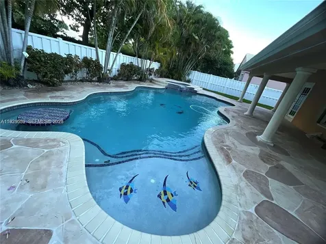 1552 NW 135th Avenue Pembroke Pines FL 33028