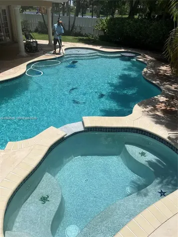 1552 NW 135th Avenue Pembroke Pines FL 33028