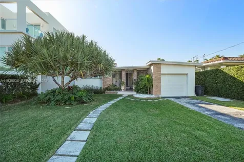 9424 - 9432 Carlyle Avenue Surfside FL 33154