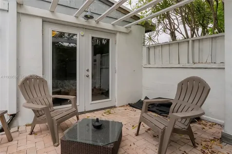 1174 Garfield Street Hollywood FL 33019
