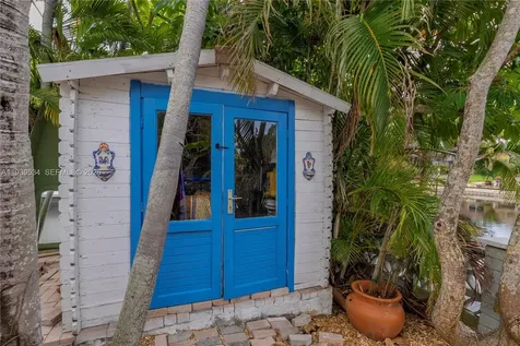1174 Garfield Street Hollywood FL 33019