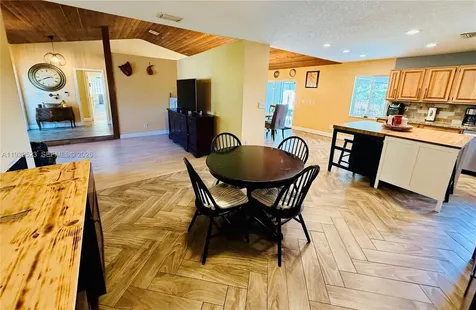 2980 SW 82nd Way Davie FL 33328
