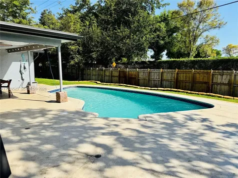 2980 SW 82nd Way Davie FL 33328