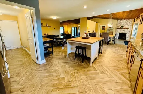 2980 SW 82nd Way Davie FL 33328