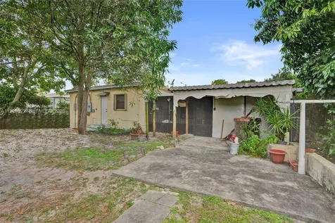 1050 NE 153rd Terrace North Miami Beach FL 33162