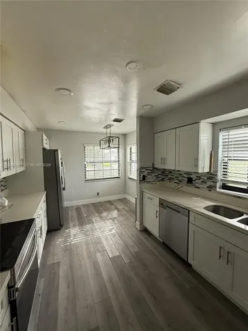 8423 NW 78th Court Tamarac FL 33321