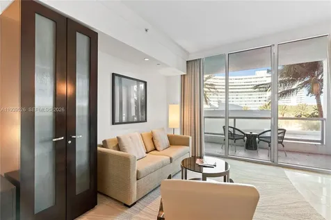 4391 Collins Avenue Miami Beach FL 33140