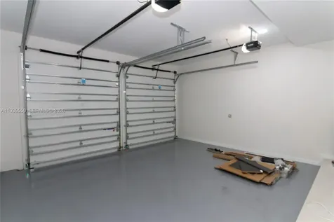 3540 Oak Avenue Miami FL 33133