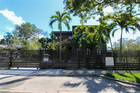 3540 Oak Avenue Miami FL 33133