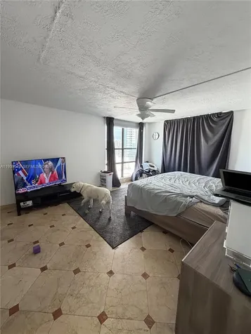 1800 Collins Avenue Miami Beach FL 33139