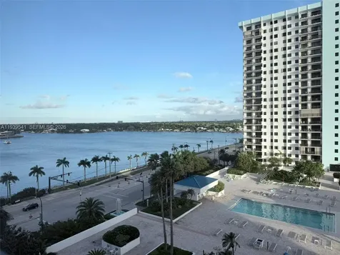 1201 S Ocean Drive Hollywood FL 33019