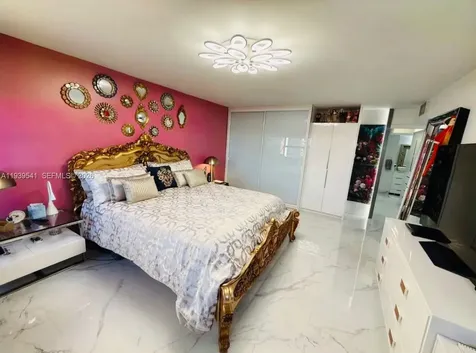 1201 S Ocean Drive Hollywood FL 33019