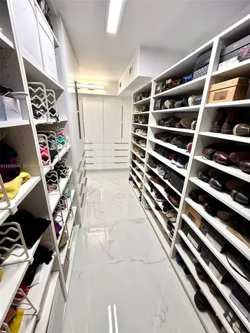 1201 S Ocean Drive Hollywood FL 33019
