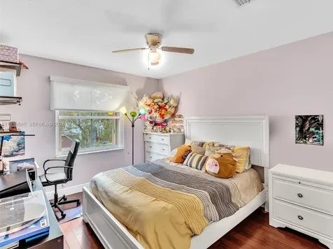 4939 SW 164th Avenue Miramar FL 33027