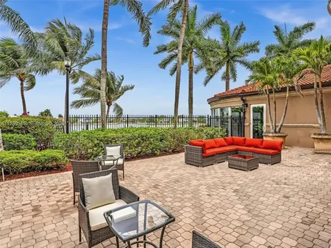 4939 SW 164th Avenue Miramar FL 33027