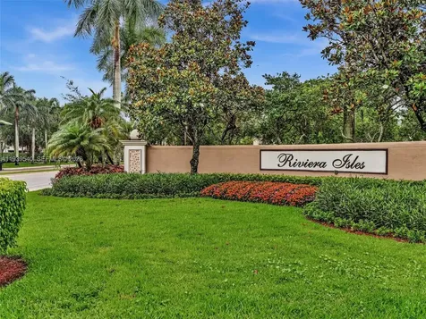 4939 SW 164th Avenue Miramar FL 33027