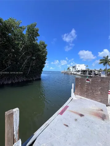 325 Calusa Street Key Largo FL 33037