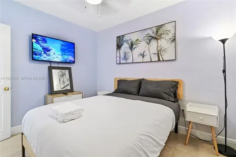 5841 SW 58th Terrace South Miami FL 33143