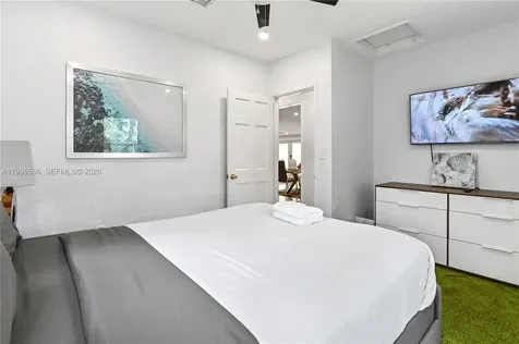 5841 SW 58th Terrace South Miami FL 33143