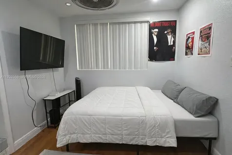 5841 SW 58th Terrace South Miami FL 33143
