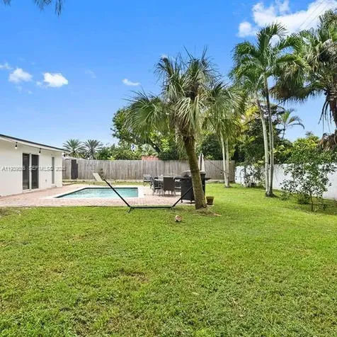 5841 SW 58th Terrace South Miami FL 33143