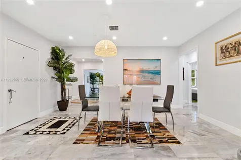 5841 SW 58th Terrace South Miami FL 33143