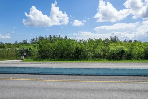 39200 SW Us 1 Homestead FL 33034