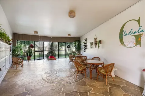 4801 NW 34th Street Lauderdale Lakes FL 33319