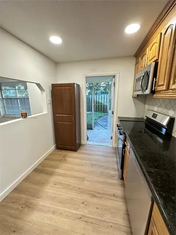 6825 NW 30th Avenue Fort Lauderdale FL 33309