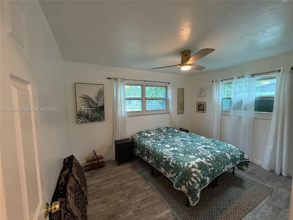 4641 SW 25th Terrace Fort Lauderdale FL 33312