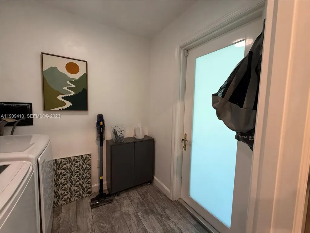 4641 SW 25th Terrace Fort Lauderdale FL 33312