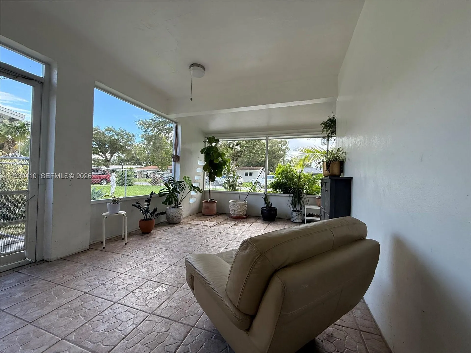 4641 SW 25th Terrace Fort Lauderdale FL 33312