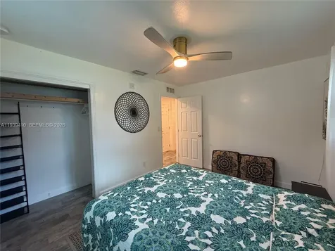 4641 SW 25th Terrace Fort Lauderdale FL 33312