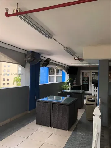 5085 NW 7th Street Miami FL 33126