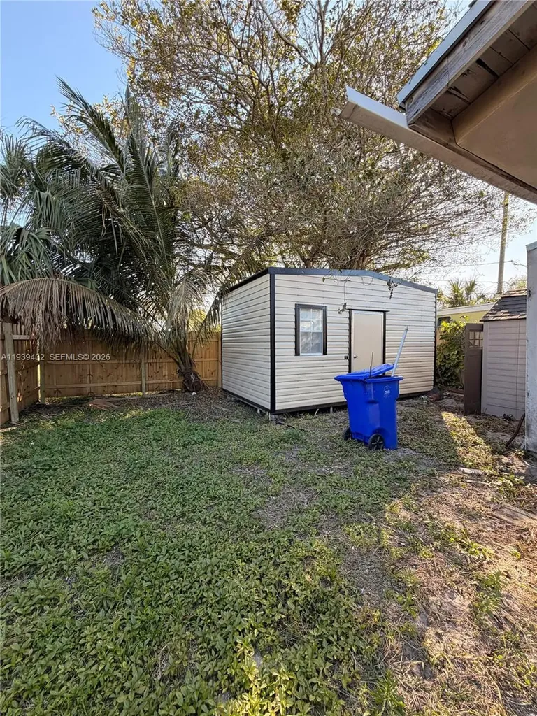 2920 NW 11th Place Fort Lauderdale FL 33311