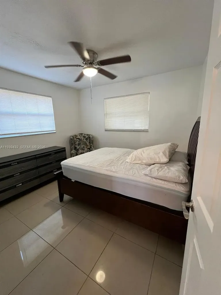 2920 NW 11th Place Fort Lauderdale FL 33311