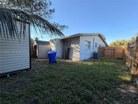 2920 NW 11th Place Fort Lauderdale FL 33311