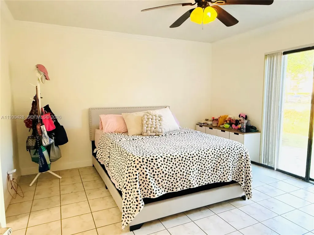 2651 Riverside Drive Coral Springs FL 33065