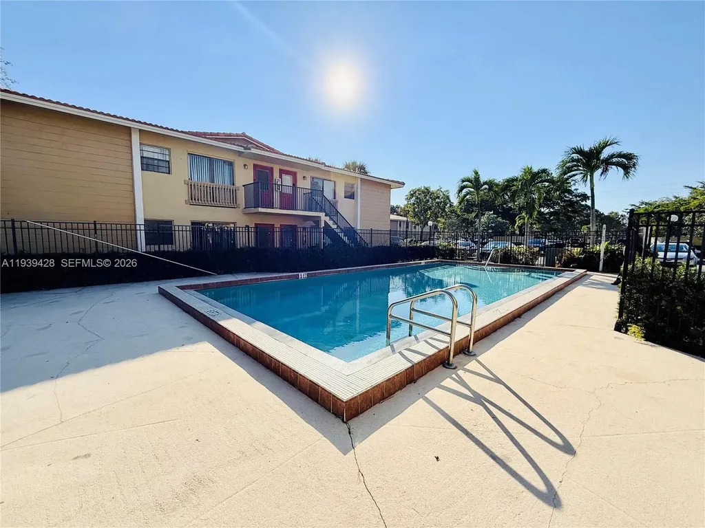 2651 Riverside Drive Coral Springs FL 33065