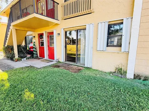2651 Riverside Drive Coral Springs FL 33065