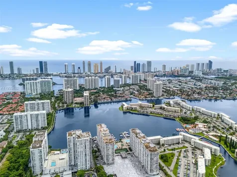 18021 Biscayne Boulevard Aventura FL 33160